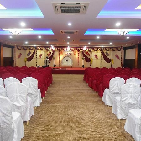 Rr Inn Palayankottai Kültér fotó