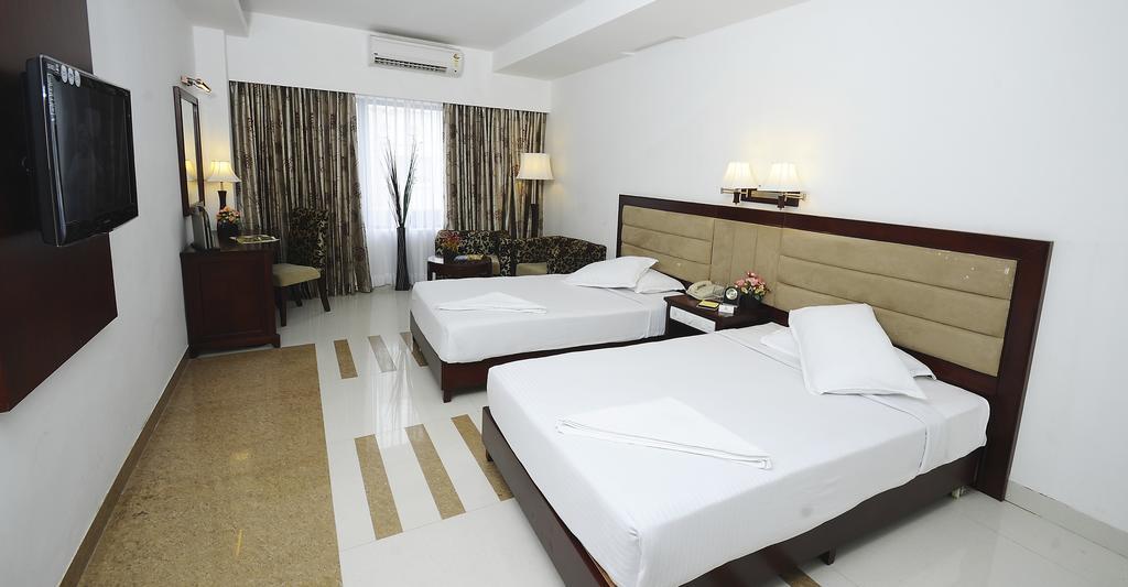 Rr Inn Palayankottai Kültér fotó