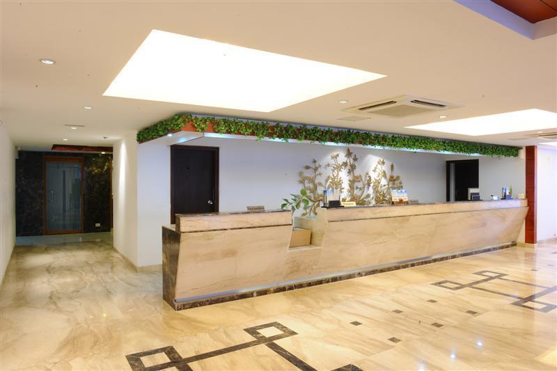 Rr Inn Palayankottai Kültér fotó