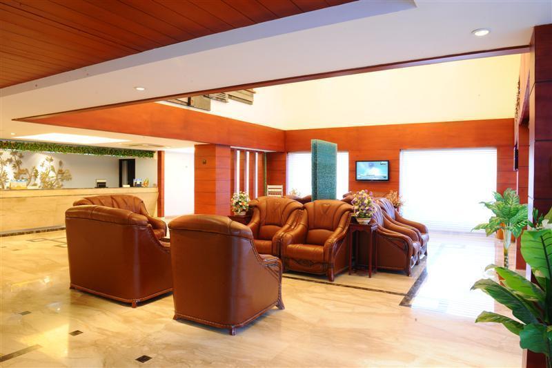 Rr Inn Palayankottai Kültér fotó